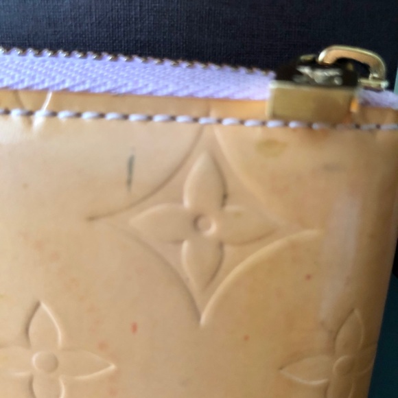 Authentic Louis Vuitton Vernis wallet - Picture 5 of 15